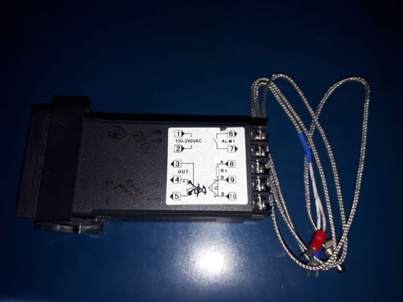 Термостат термоконтроллер PID REX C-100